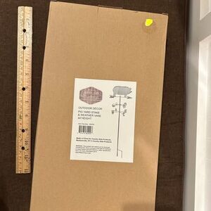 Country side Outdoor decor Pig yard stake and weather vane 44" height